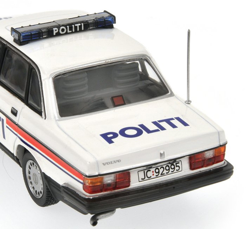 Volvo 240 GL Limousine 1986 POLITI Norway Polizei Norwegen 1:43