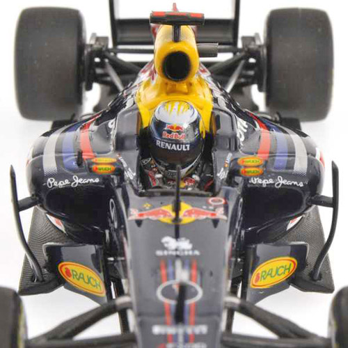 Red Bull Racing RB7 Renault 2011 Weltmeister Sebastian VETTEL 1:43