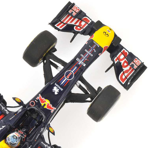 Red Bull Racing RB6 Renault 2011 SHOWCAR Sebastian VETTEL 1:43