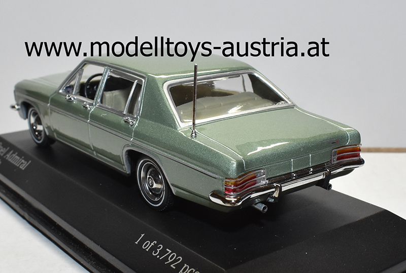 Opel Admiral Limousine 1969 - 1977 grün 1:43