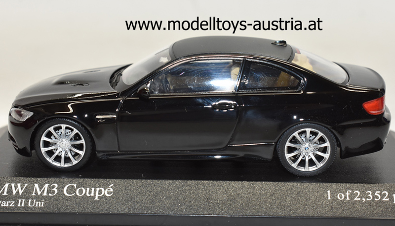 BMW E92 Coupe M3 mit Motor 2008 schwarz 1:43