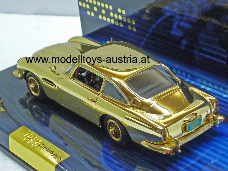 Aston Martin DB5 James BOND 007 Casino Royale GOLD Vergoldet 1:43