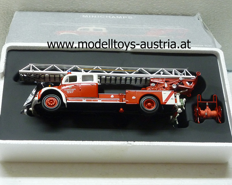 Magirus Deutz Merkur DL30 Drehleiter FEUERWEHR Dortmund 1:43