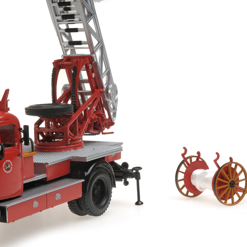 Mercedes Benz L3500 DL17 1950 FEUERWEHR BENSHEIM 1:43
