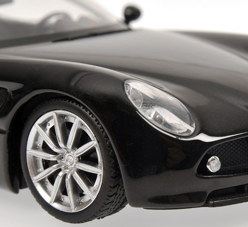 Alfa Romeo 8C Competizione 2005 schwarz TOP GEAR The Stig 1:43
