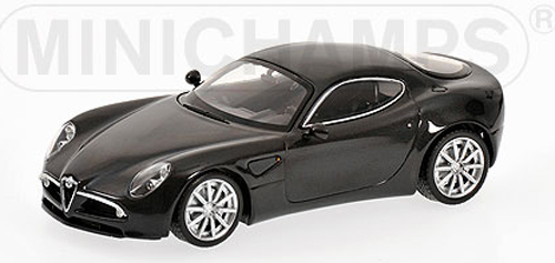 Alfa Romeo 8C Competizione 2005 schwarz TOP GEAR The Stig 1:43