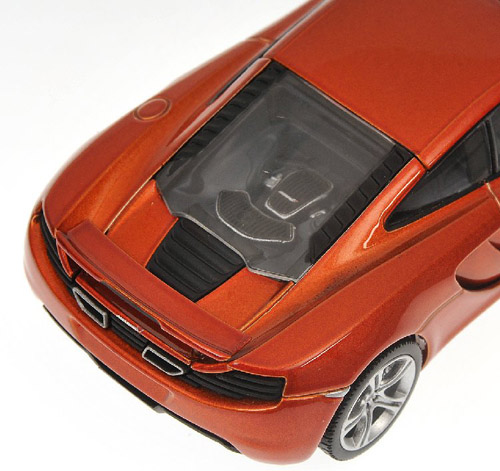 McLaren MP4-12C 2011 orange metallik 1:18