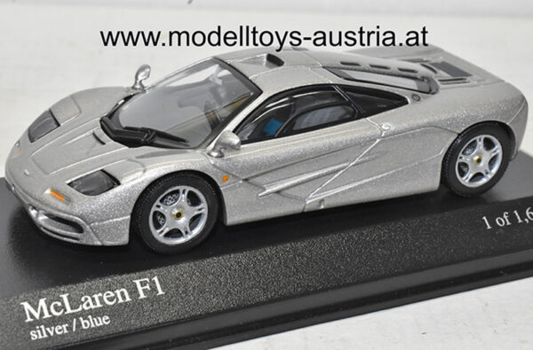 McLaren F1 1993 Straßenversion silber metallik 1:43