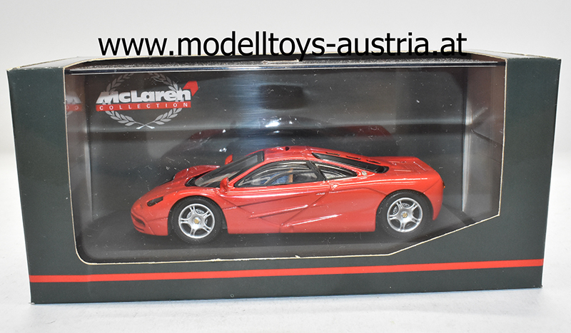 McLaren F1 Kuruheck 1993 Straßenversion rot 1:43