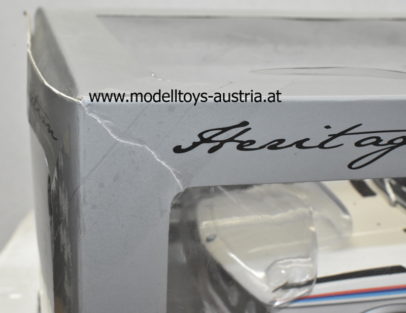 BMW E9 3.0 CSL Coupe mit Spoiler Set 1973 - 1975 weiss 1:18