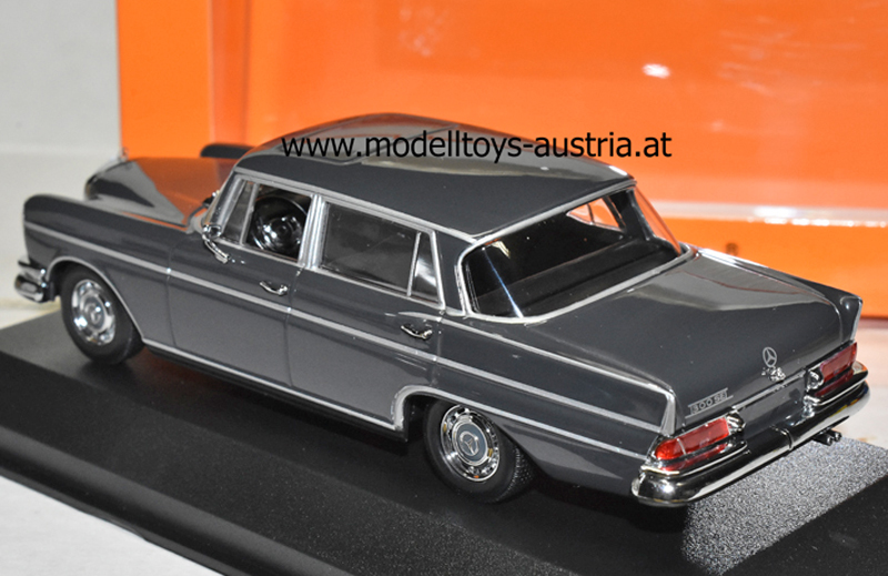 Mercedes Benz W112 Limousine 300 SE Lang 1963 dunkelgrau 1:43