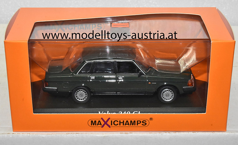 Volvo 240 GL Limousine 1986 dunkel grün 1:43