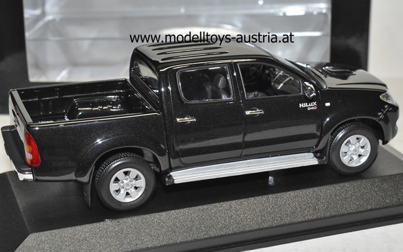 Toyota Hilux D-4D 4x4 4 WD Doppelkabine Pick-up 2007 schwarz 1:43