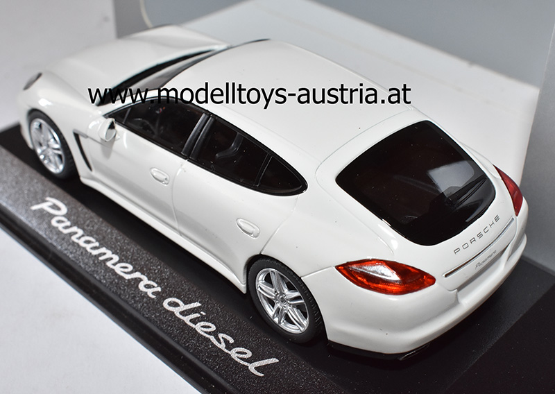 Porsche Panamera Diesel 2009 weiss 1:43