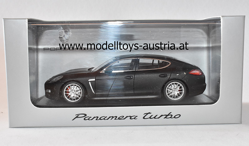 Porsche Panamera Turbo 2009 matt schwarz 1:43