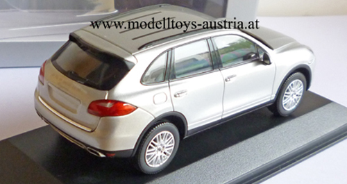 Porsche Cayenne 2010 silber metallik 1:43