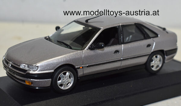 Renault Safrane RXE V6 1983 silber metallik 1:43