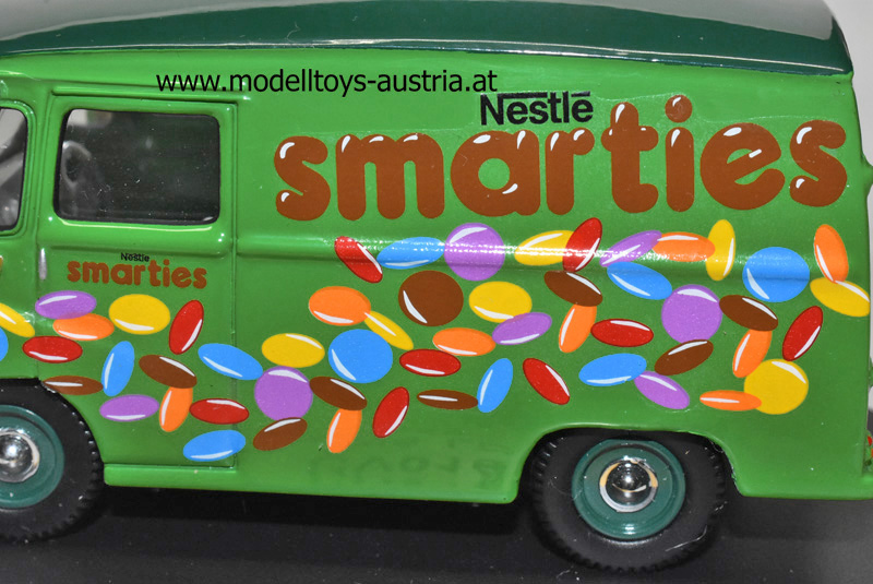 Morris LD 150 Van Kastenwagen SMARTIES 1:43