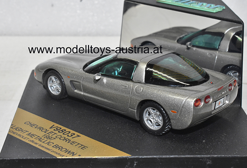 Chevrolet Corvette C5 Coupe 1997 silber metallik 1:43