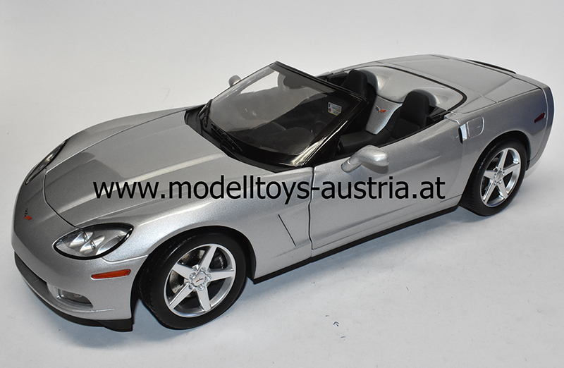 Chevrolet Corvette C6 Cabrio 2005 silber 1:12