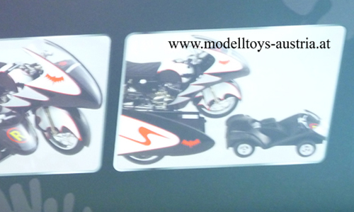 Batman Batmobil 1966 BAT MOTORAD und SEITENWAGEN schwarz 1:12