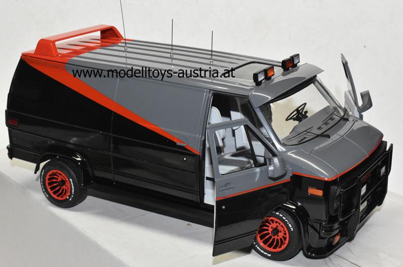 GMC Van A-Team A Team TV Serie schwarz / rot / grau 1:18