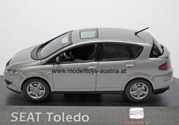 Seat Toledo 3 Typ 5P Limousine 2004 - 2009 silber metallik 1:43