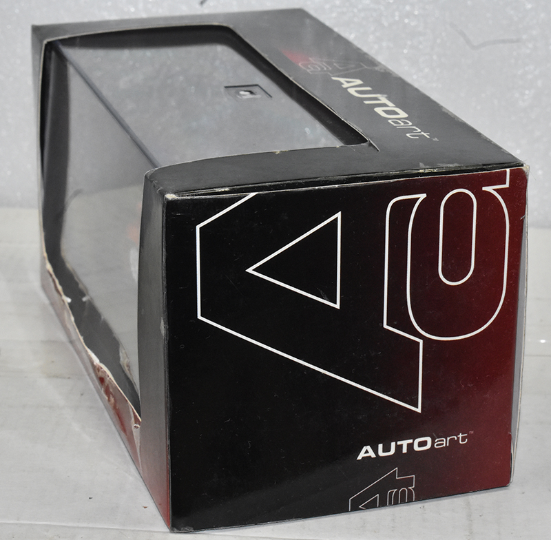 Peugeot 307 WRC 2005 PLAIN BODY Version rot 1:43