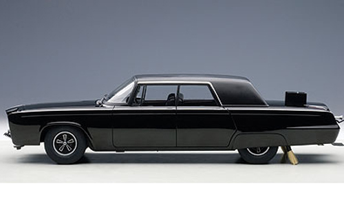 Chrysler Imperial Crown Black Beauty Green Hornet 1966 - 1967 schwarz 1:18