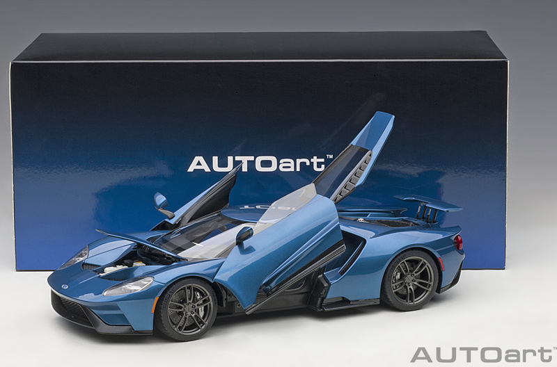 Ford GT Coupe 2017 blau 1:18