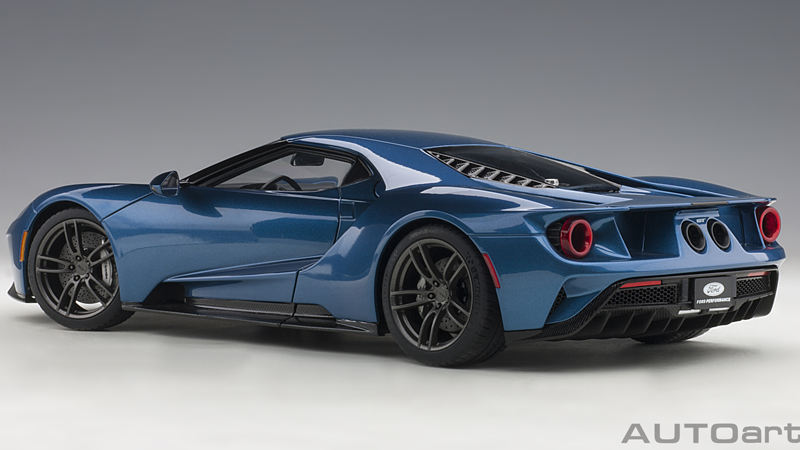 Ford GT Coupe 2017 blau 1:18