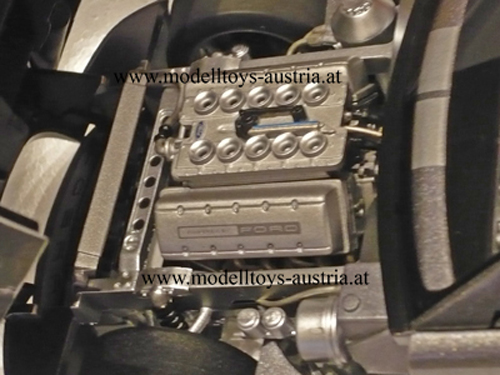 Ford Shelby Cobra 2004 CONCEPT CAR silber metallik 1:18