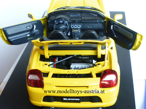 Toyota MR2 MR 2 W3 Spyder Cabrio 2000 gelb 1:18