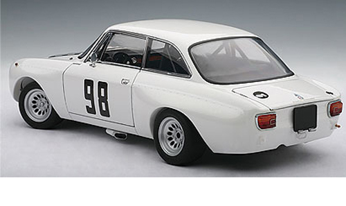 Alfa Romeo Giulia GT Am 1970 Monza Toine HEZEMANS 1:18