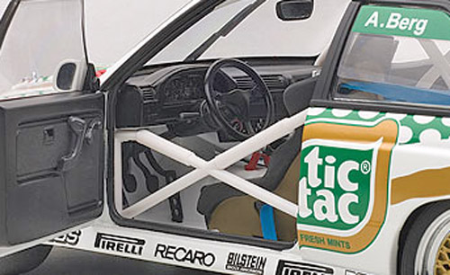 BMW E30 M3 1991 DTM TIC TAC Allen BERG 1:18 Autoart