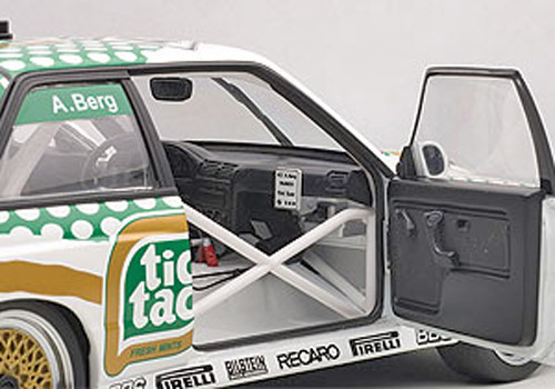 BMW E30 M3 1991 DTM TIC TAC Allen BERG 1:18 Autoart
