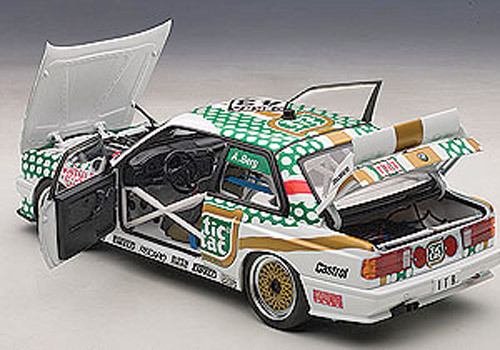 BMW E30 M3 1991 DTM TIC TAC Allen BERG 1:18 Autoart