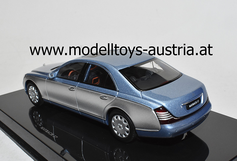 Mercedes Maybach 57 blau / silber 1:43