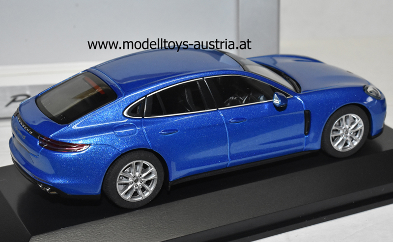 Porsche Panamera 4S Diesel Facelift 2016 blau metallik 1:43