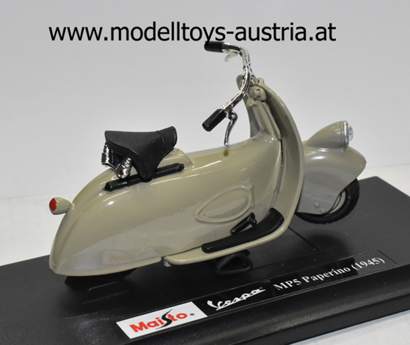 Vespa MP5 Paperino 1945 olivegrün 1:18