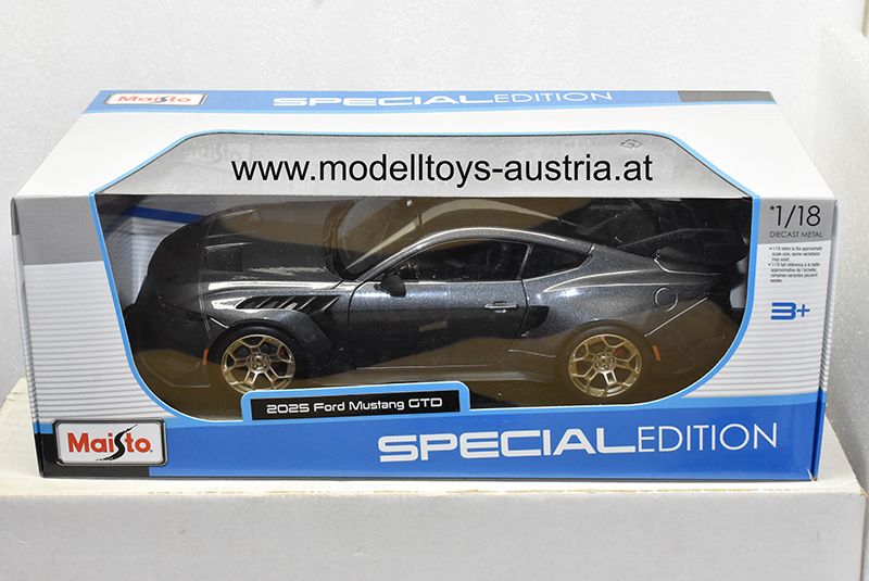 Ford Mustang Coupe GTD V8 2025 grau metallik 1:18