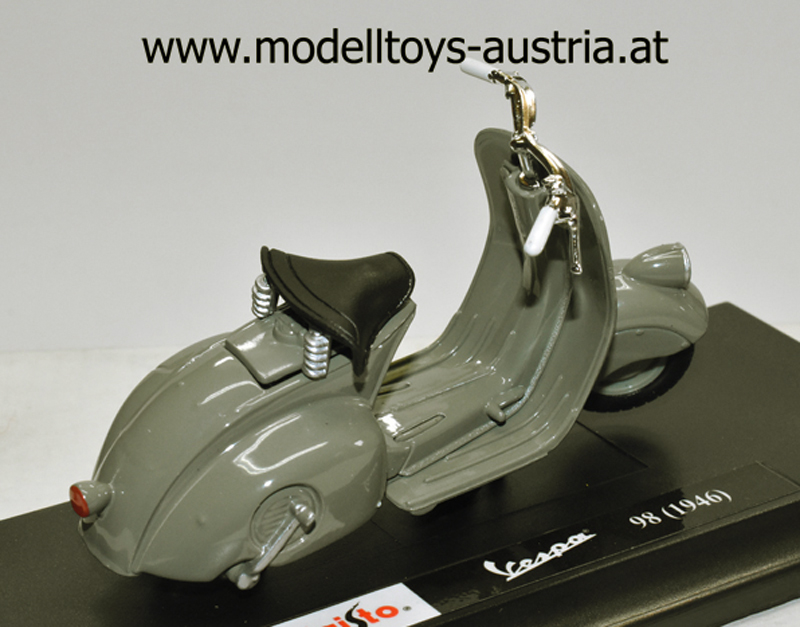 Vespa 98 1946 olive 1:18