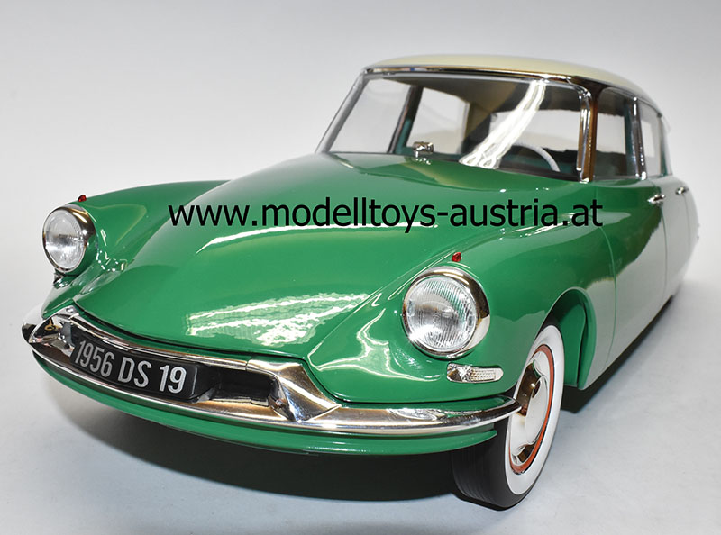 Citroen DS19 DS 19 1956 grün / champagne 1:12 Norev