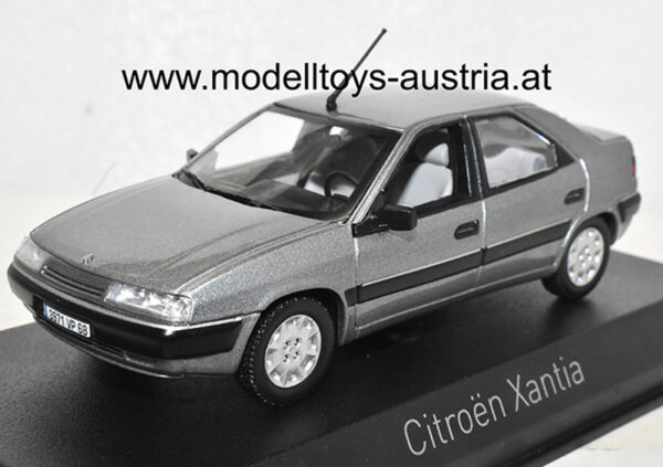 Citroen Xantia Limousine 1993 grau 1:43