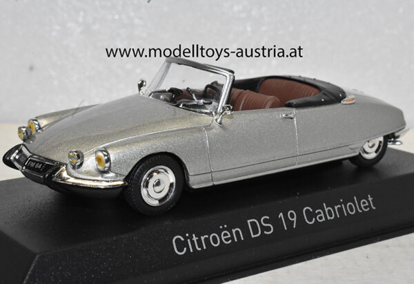Citroen DS 19 Cabrio 1965 grau 1:43