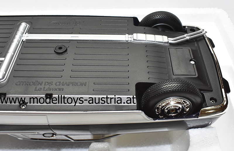 Citroen DS21 DS 21 Coupe CHAPRON Le Leman 1968 blau metallik 1:18