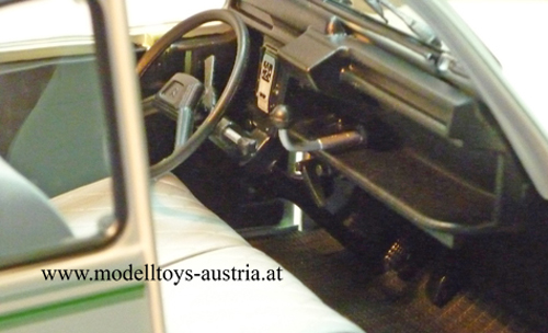 Citroen 2CV 2 CV DOLLY 1985 weiss / grün 1:18