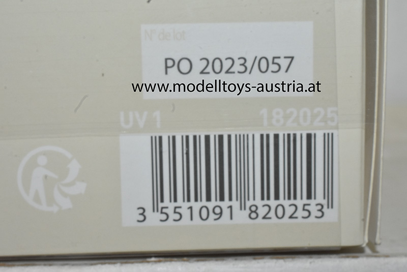 Honda CB 750 1973 orange 1:18