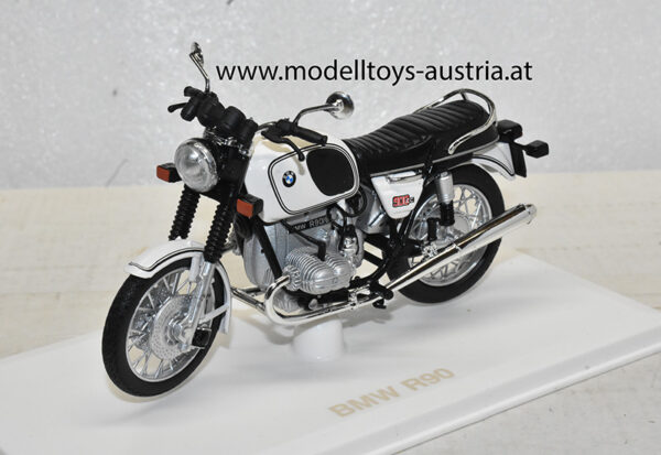 BMW R90/6 1973 weiss 1:18
