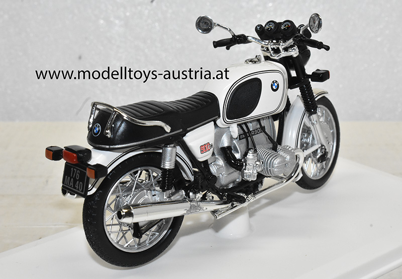 BMW R90/6 1973 weiss 1:18